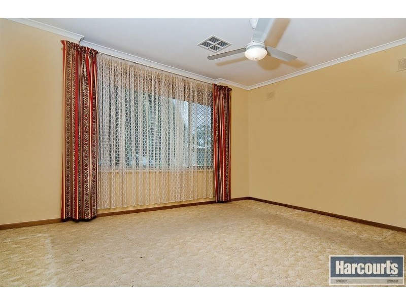 20 Thompson Ave, Salisbury Downs SA 5108