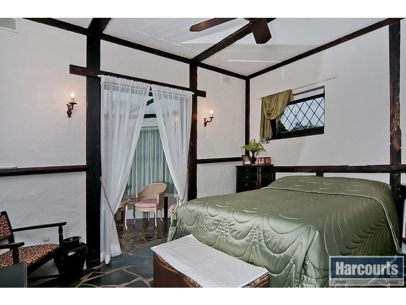 6 Barrington Crescent, Salisbury East SA 5109