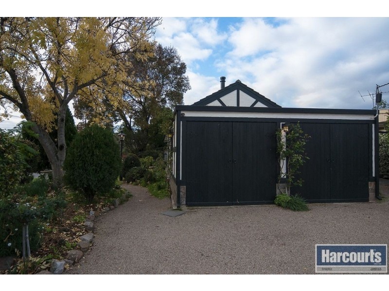 6 Barrington Crescent, Salisbury East SA 5109