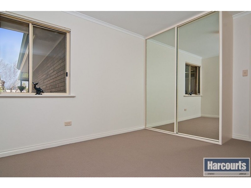 5/32 Debenham Court, Greenwith SA 5125