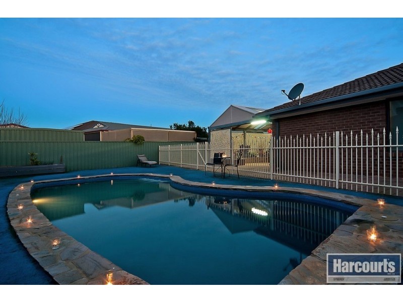 2 Oakdene Court, Paralowie SA 5108