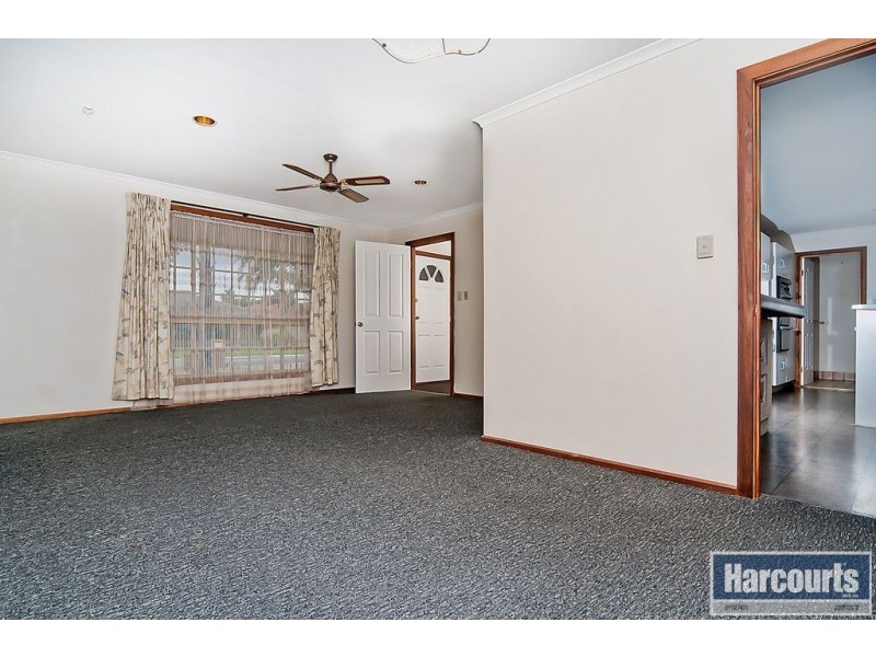 15 Rachael Road, Salisbury Downs SA 5108