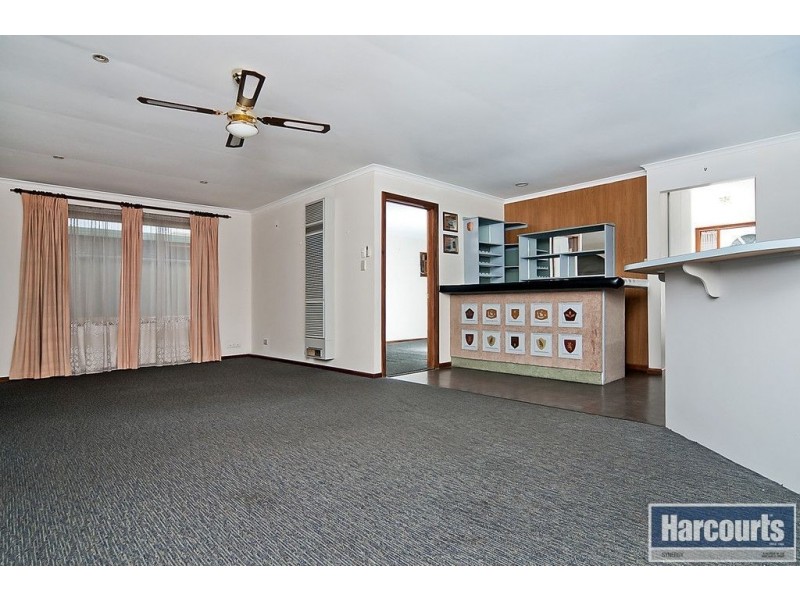 15 Rachael Road, Salisbury Downs SA 5108