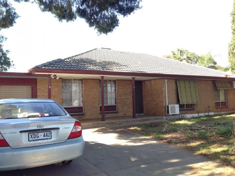 9 Woodfield Drive, Salisbury Downs SA 5108