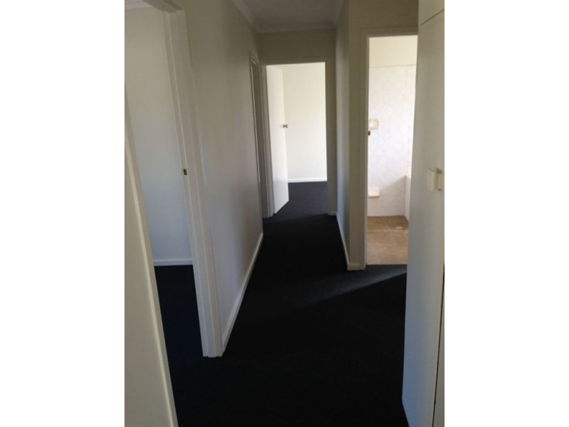 11 Karyn Crescent, Brahma Lodge SA 5109