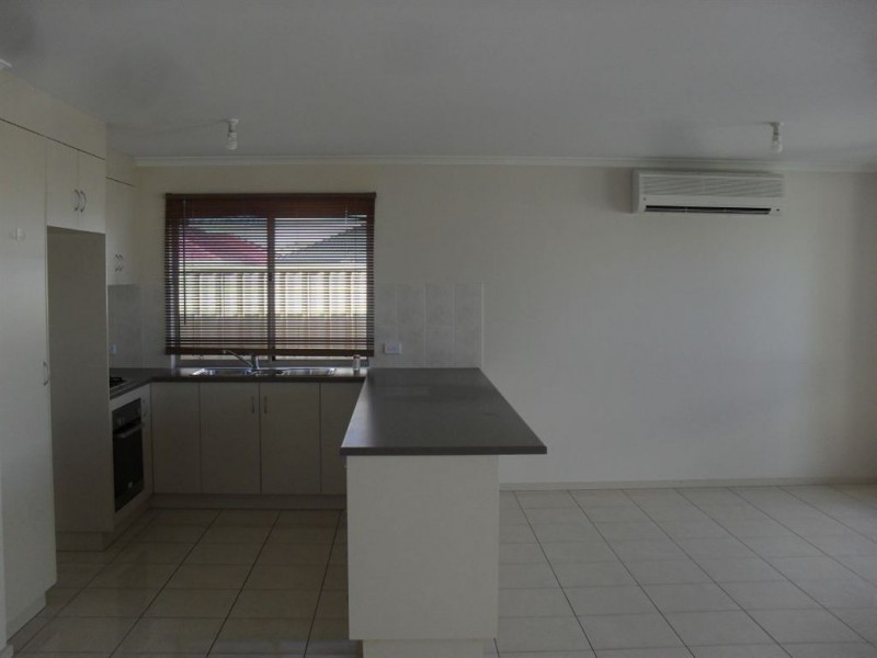 4 Tasos Drive, Munno Para West SA 5115