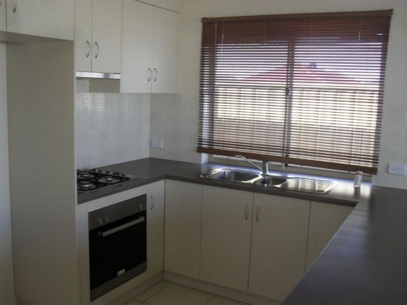 4 Tasos Drive, Munno Para West SA 5115