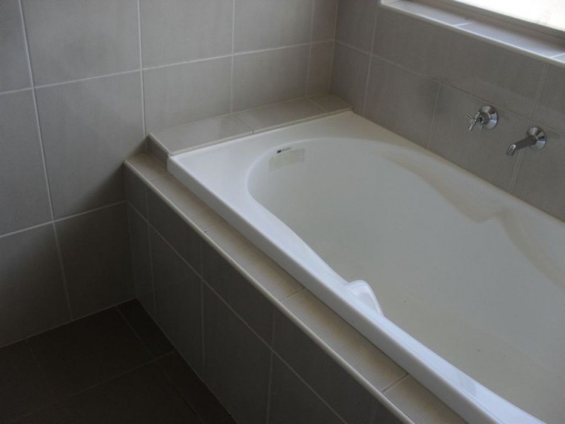 4 Tasos Drive, Munno Para West SA 5115