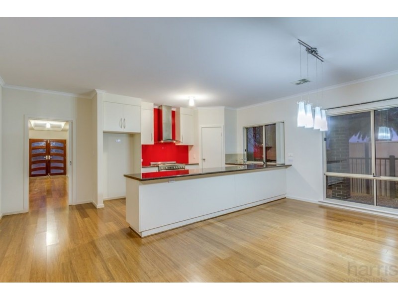 40 Mowbray Street, Mawson Lakes SA 5095