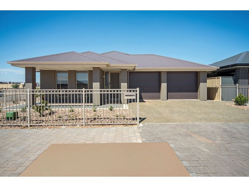 13 Admiral Parade, Munno Para SA 5115