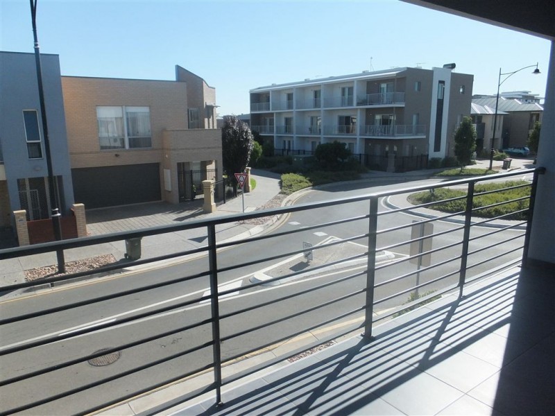 41 The Strand, Mawson Lakes SA 5095