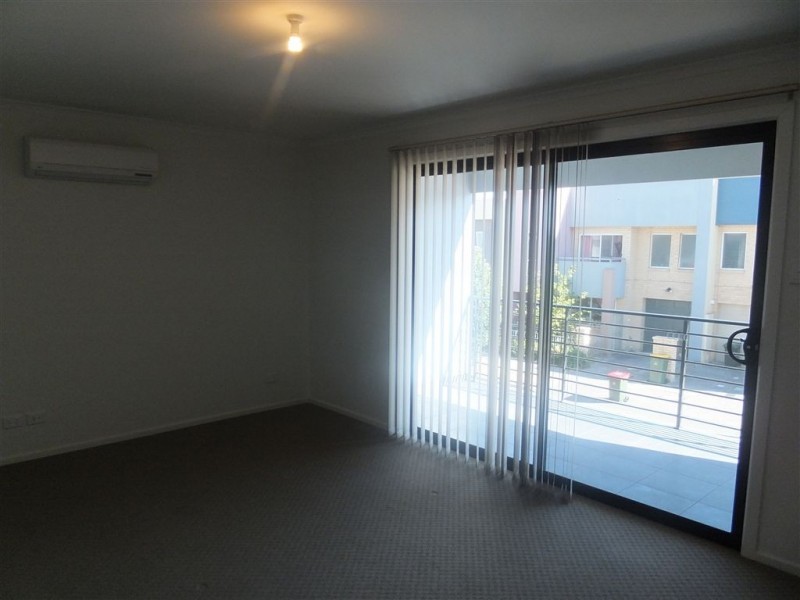 41 The Strand, Mawson Lakes SA 5095