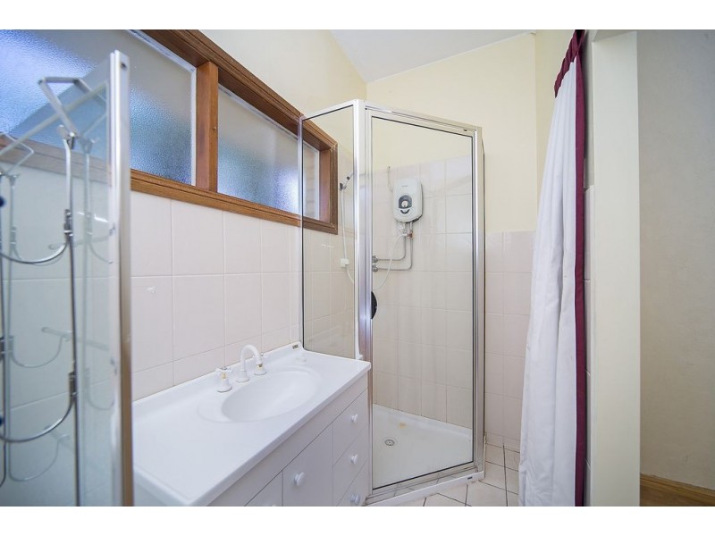 16 Lawrie Avenue, Salisbury SA 5108