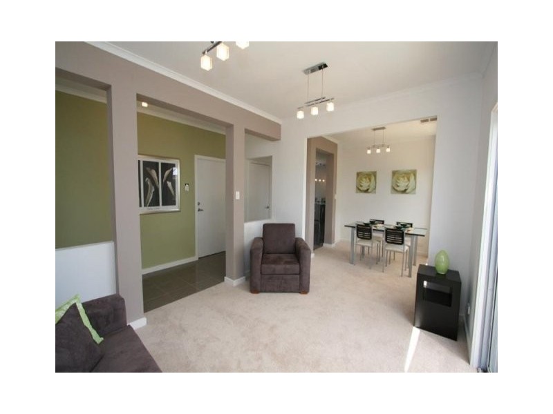 16 Dutton Avenue, Mawson Lakes SA 5095