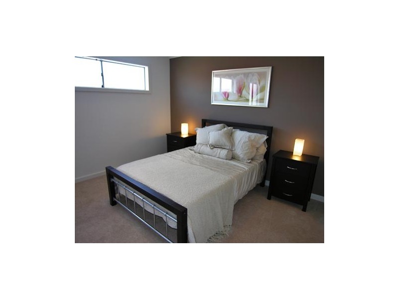 16 Dutton Avenue, Mawson Lakes SA 5095