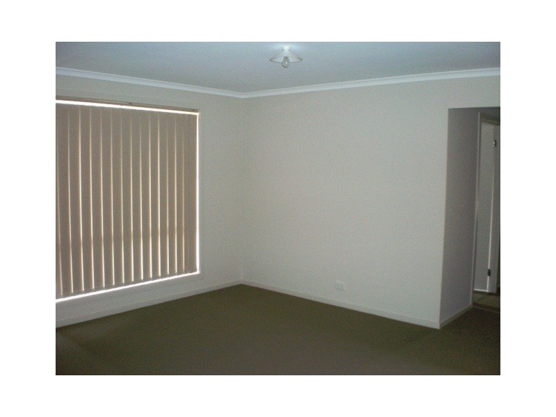 143 Lakeside Drive, Andrews Farm SA 5114