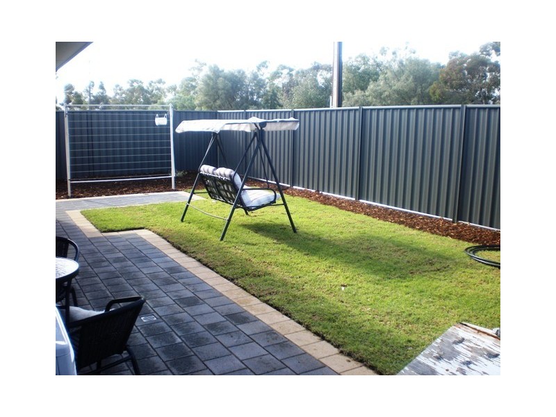143 Lakeside Drive, Andrews Farm SA 5114