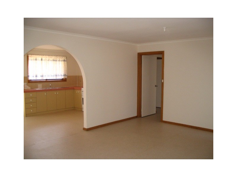 135 Andrew Smith Drive, Parafield Gardens SA 5107