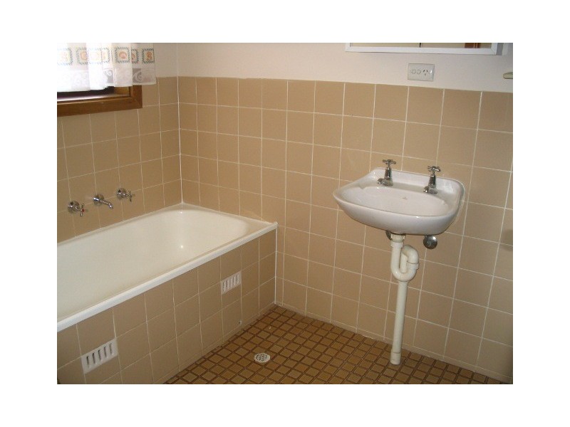 135 Andrew Smith Drive, Parafield Gardens SA 5107