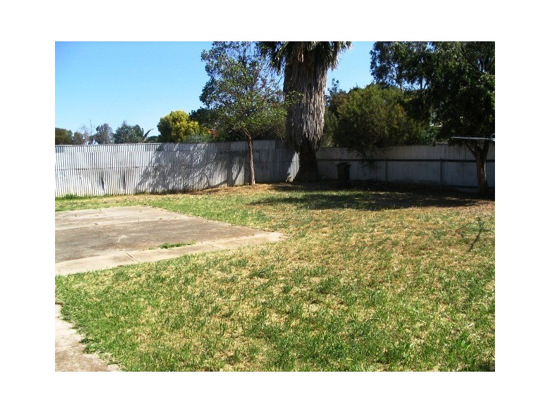 135 Andrew Smith Drive, Parafield Gardens SA 5107