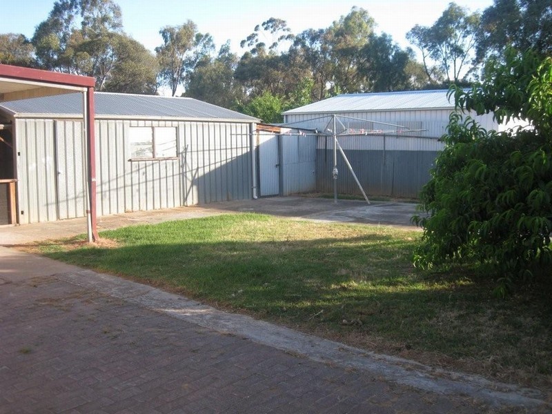 5 Sharon Avenue, Parafield Gardens SA 5107