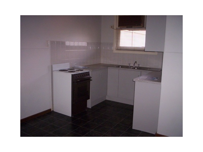 38 Halsey Road, Elizabeth East SA 5112