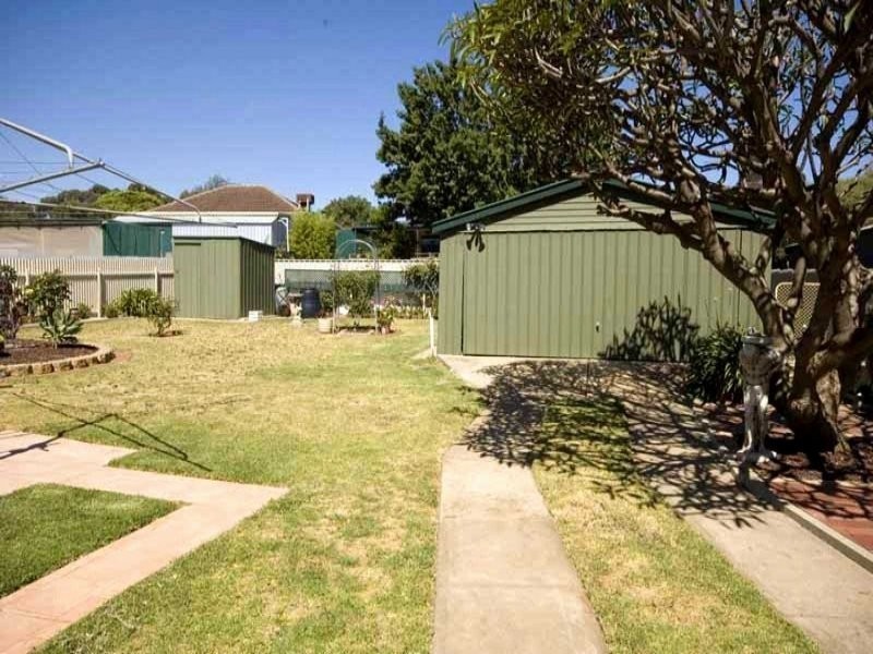 13 Jolly Avenue, Northfield SA 5085