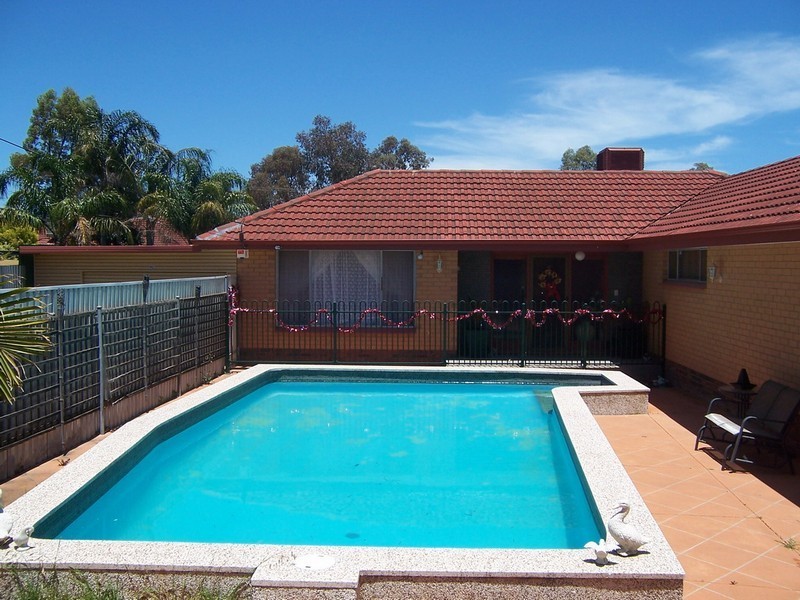13 Bindi Street, Para Hills West SA 5096