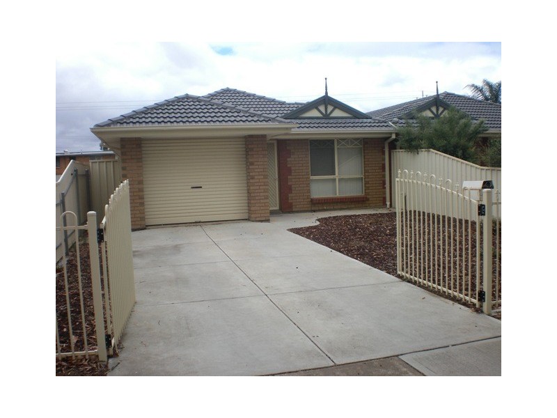 2a Foley Street, Salisbury Downs SA 5108