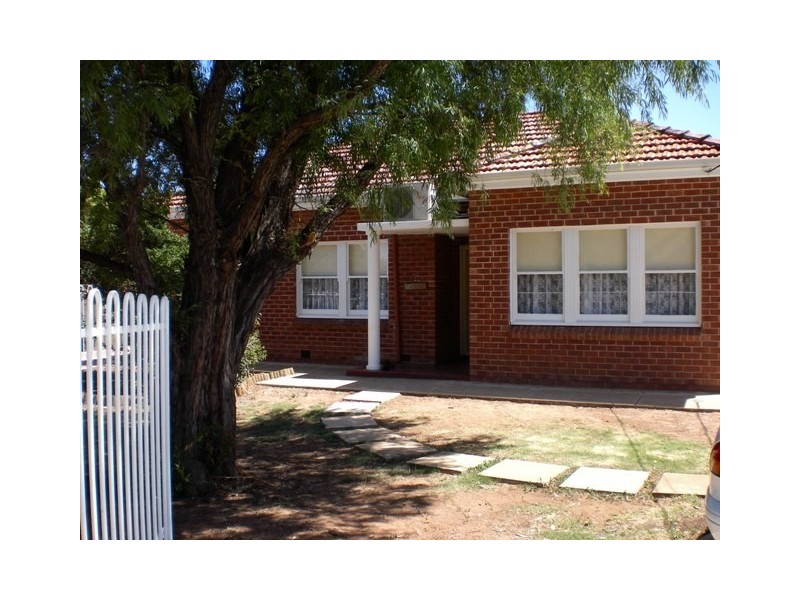 1/2 Welwyn Road, Manningham SA 5086