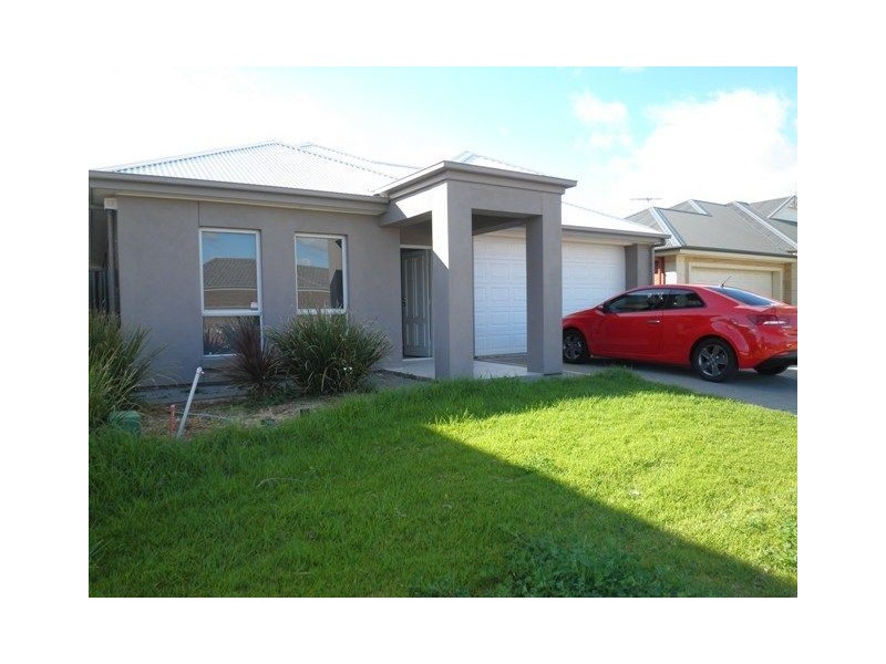 39 Bimini Crescent, Mawson Lakes SA 5095