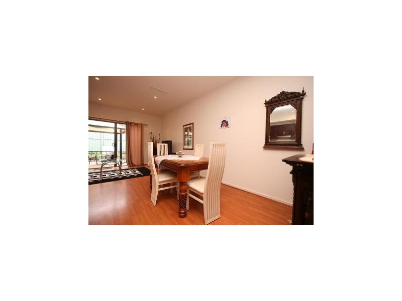 5/11-13 Prion Circuit, Mawson Lakes SA 5095