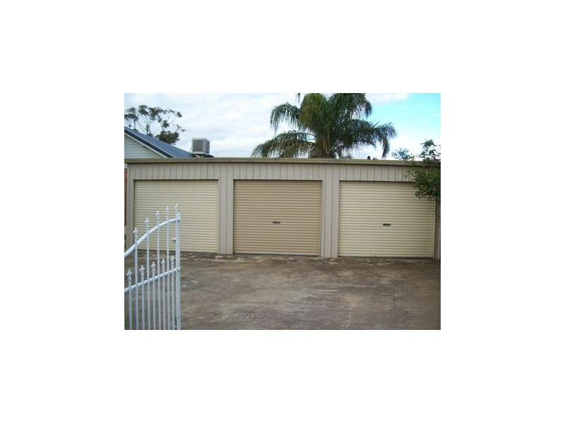 1 Tidcombe Street, Elizabeth Vale SA 5112