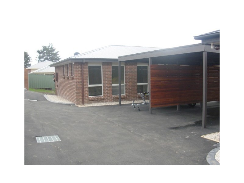 1 – 3/7 Lennon Rise, Newstead TAS 7250