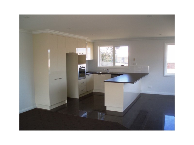 2/5 Merrington Lane, Kings Meadows TAS 7249