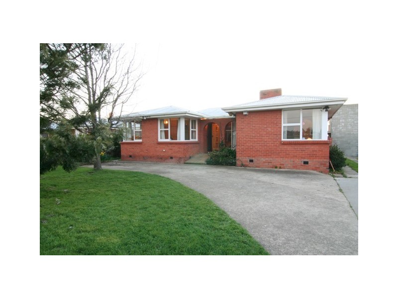47 Bill Grove, Mowbray TAS 7248