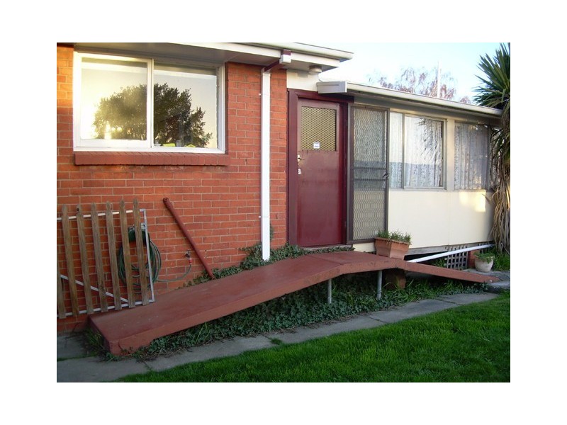47 Bill Grove, Mowbray TAS 7248