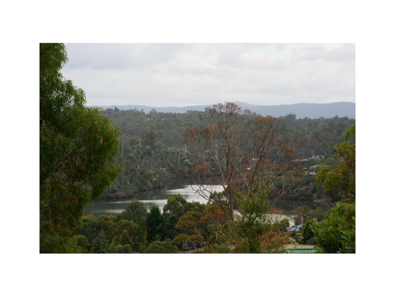 11 Lakeview Court, Blackstone Heights TAS 7250