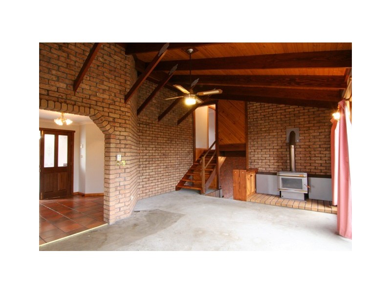 11 Lakeview Court, Blackstone Heights TAS 7250
