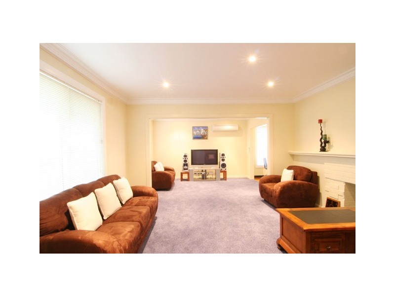 33 Bond Street, Kings Meadows TAS 7249
