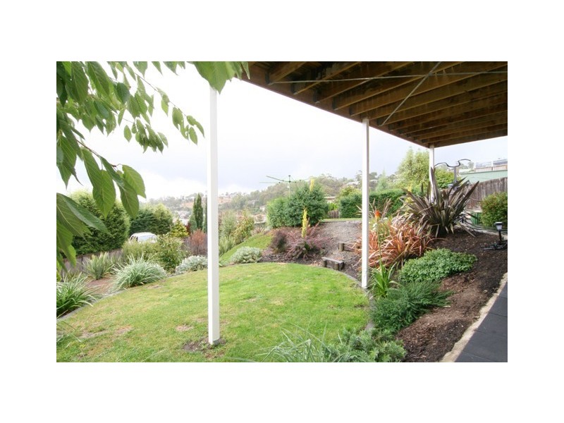 33 Bond Street, Kings Meadows TAS 7249