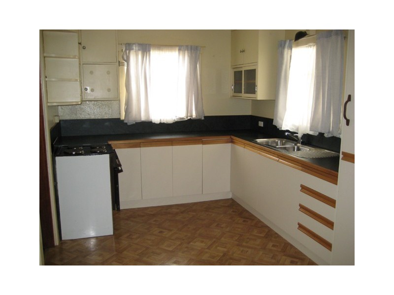 8 Quarantine Road, Kings Meadows TAS 7249