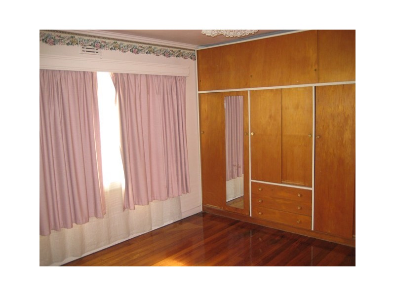 8 Quarantine Road, Kings Meadows TAS 7249