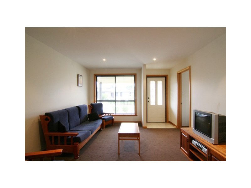 30 Bethune Place, Newnham TAS 7248