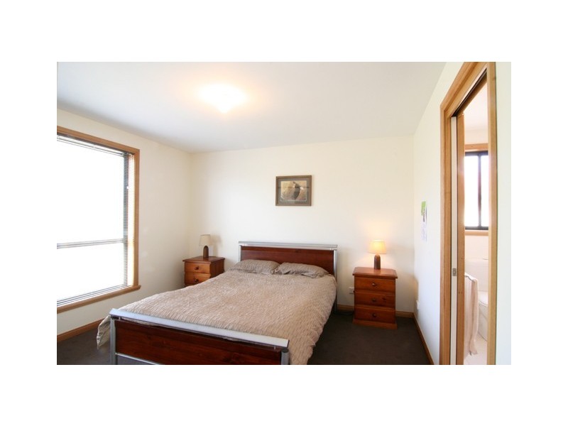 30 Bethune Place, Newnham TAS 7248
