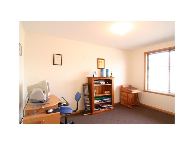 30 Bethune Place, Newnham TAS 7248