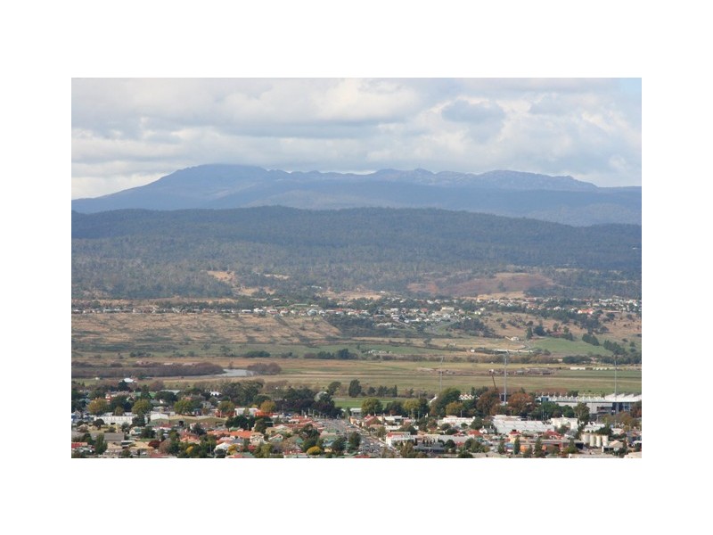 6 Gourlay Court, Trevallyn TAS 7250