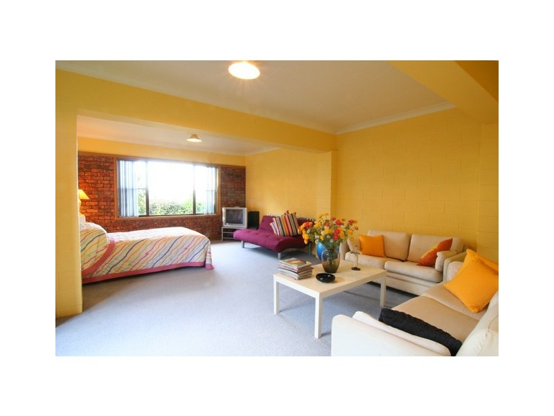 9 Far View Avenue, Riverside TAS 7250