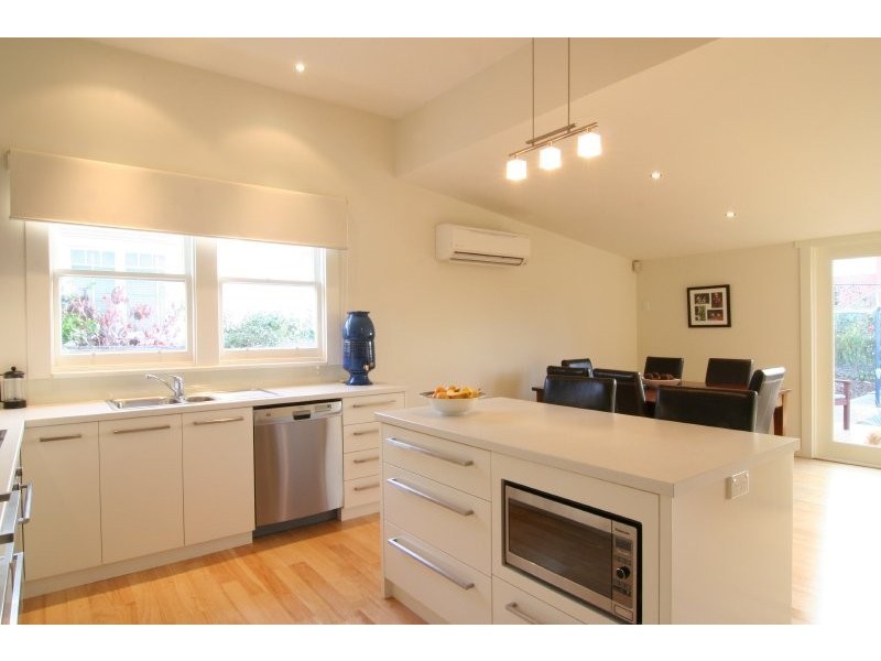 8 Belhaven Crescent, Newstead TAS 7250