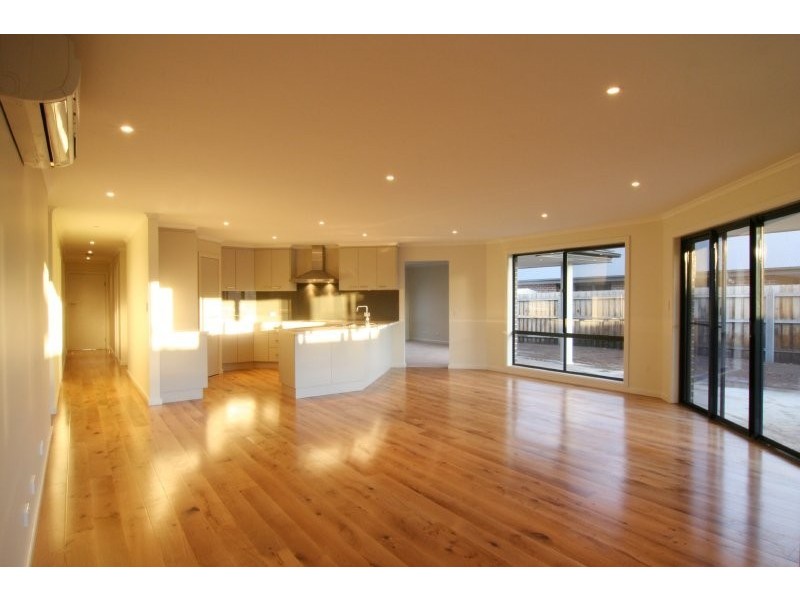 38 Victoria Street, Youngtown TAS 7249